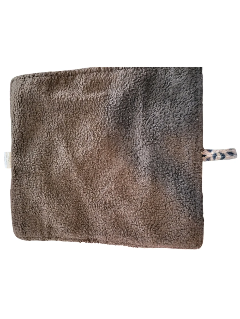 Waloo Pets Thermal Crinkle Mat For Cats Leopard Print Faux Fur Plush‎ Backing